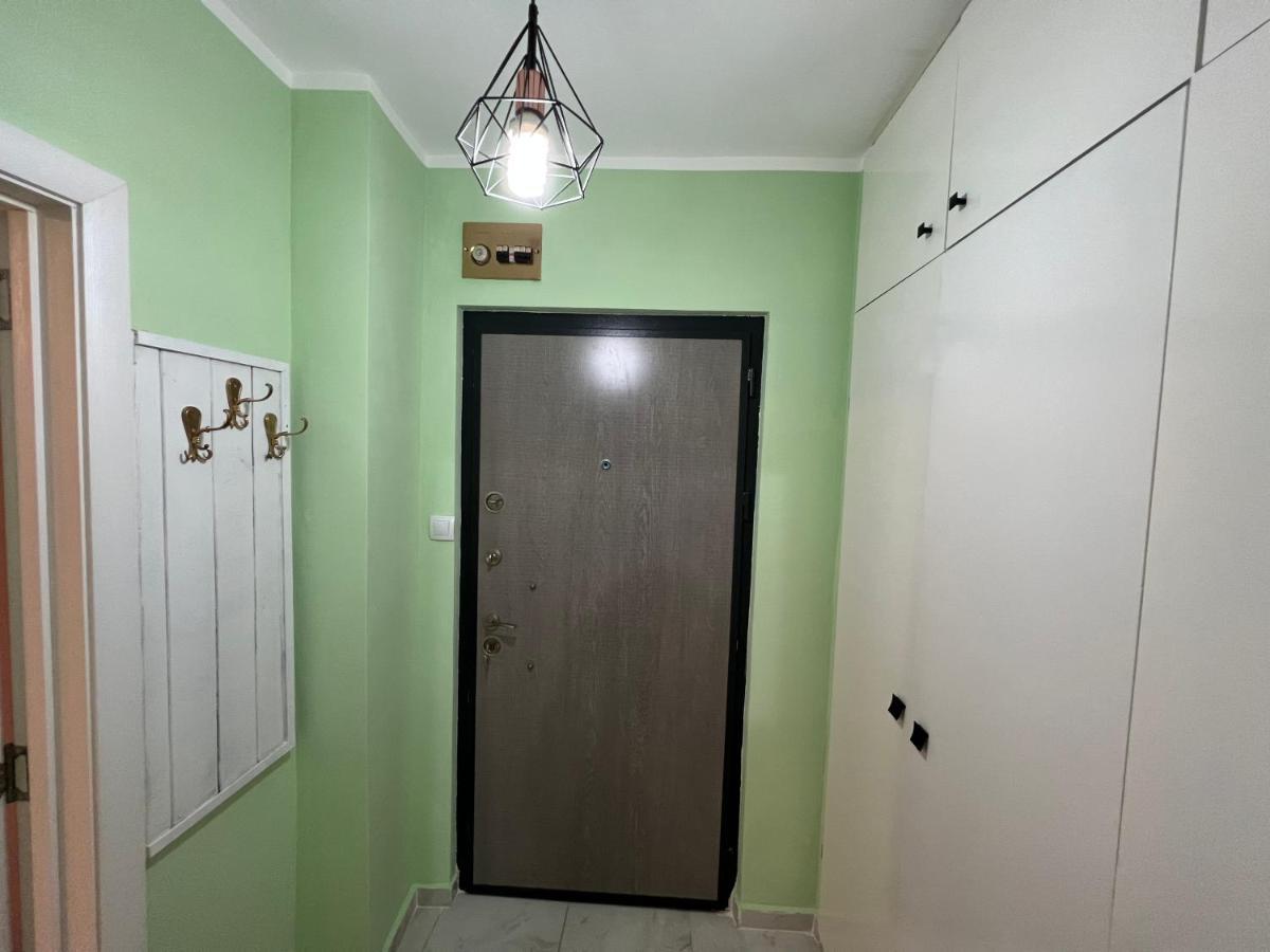 Midtown Apartment Kurdzhali Luaran gambar