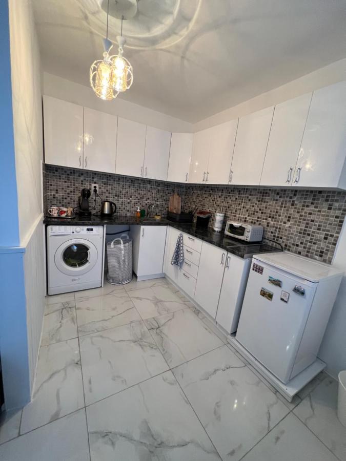 Midtown Apartment Kurdzhali Luaran gambar