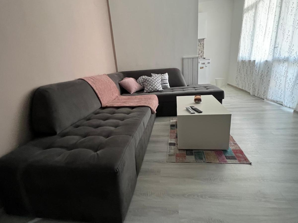 Midtown Apartment Kurdzhali Luaran gambar